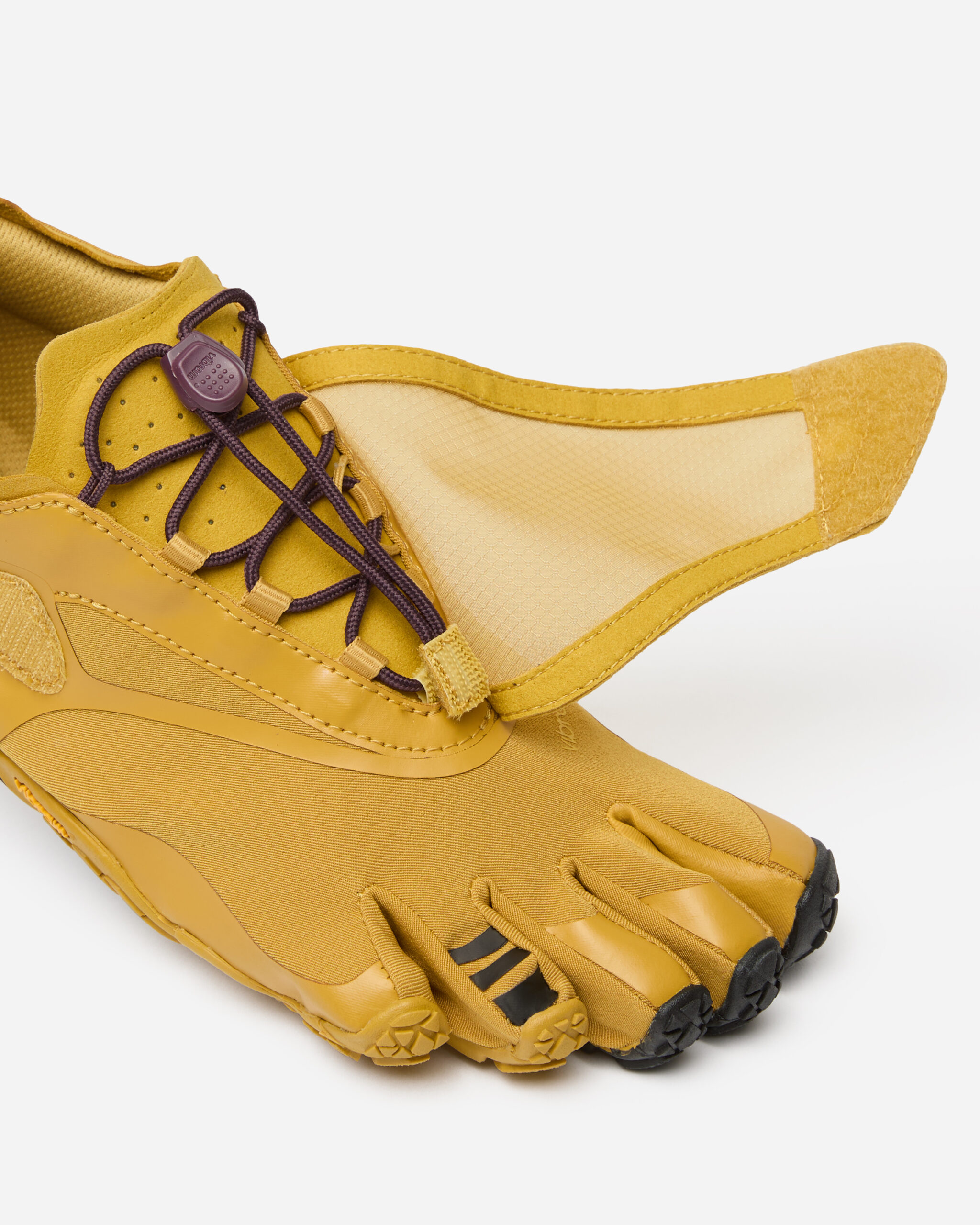 Trailope Men's Mustard/Black - Image 4